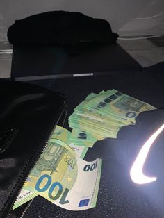 ! 𝑺𝑯𝑨𝑫𝑶𝑾𝑬𝑲𝑲𝑲